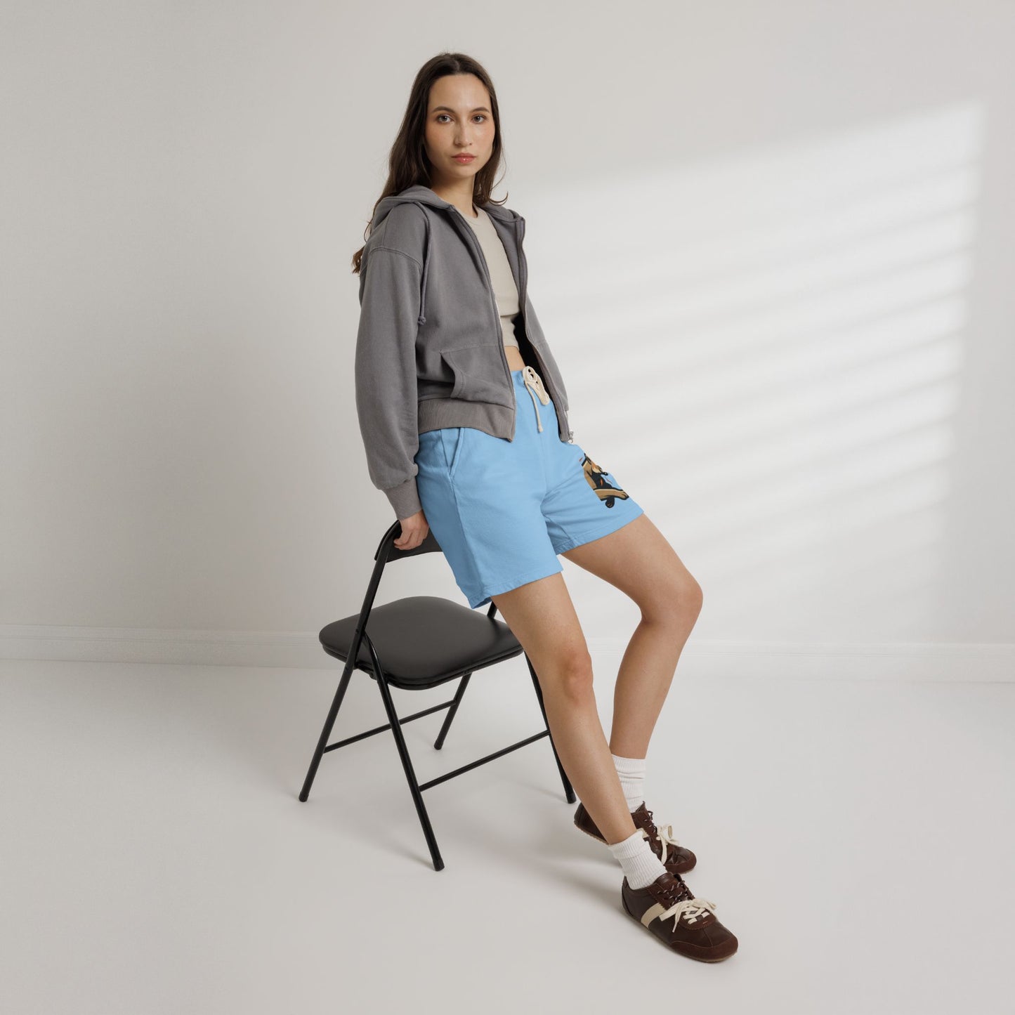 Pantaloni Scurți Puma Siluetă – Stil Sport & Energie Urbană
