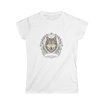 Tricou Lup Damă Softstyle – Wolf Aesthetic Shirt, Tricou Mystic Femei, Spiritual Tee, Cadou pentru Iubitoare de Natură