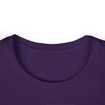 Tricou Lup Damă Softstyle – Wolf Aesthetic Shirt, Tricou Mystic Femei, Spiritual Tee, Cadou pentru Iubitoare de Natură