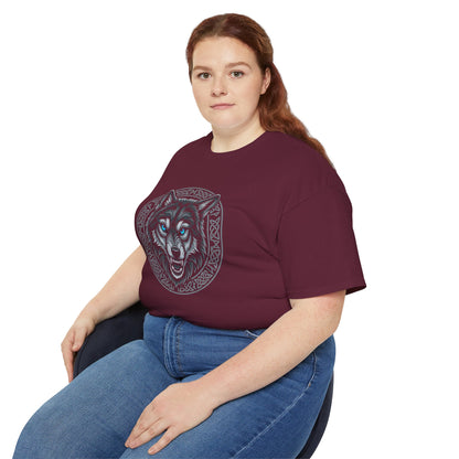 Tricou Lup Unisex Gildan 2000 – Wolf Design Shirt, Nordic Style Tee, Tricou Masculin Puternic, Cadou pentru Iubitori de Lupi