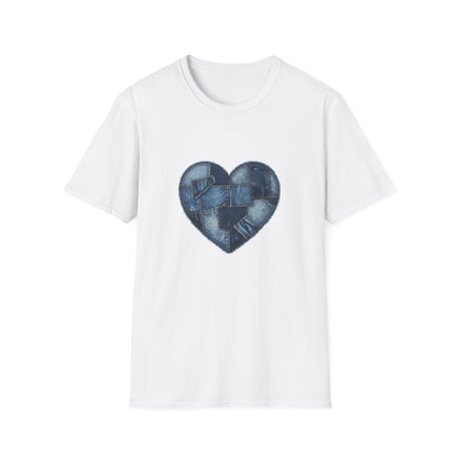Patchwork Denim Heart T-Shirt | Blue Jean Heart DesignTricou Unisex Premium Gildan Softstyle 64000 – 100% Bumbac & Confort Modern