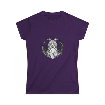 Lynx Forest Illustration Tee | Mountain Pines Wildlife ShirtTricou Damă Softstyle – Bumbac Premium, Croială Feminină & Confort Zilnic