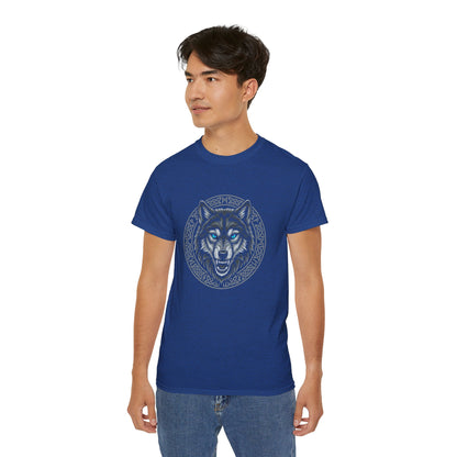 Tricou Lup Unisex Gildan 2000 – Wolf Design Shirt, Nordic Style Tee, Tricou Masculin Puternic, Cadou pentru Iubitori de Lupi