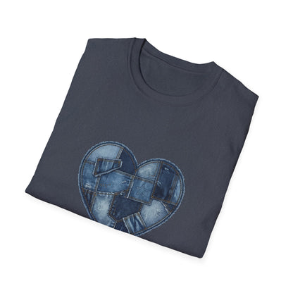 Patchwork Denim Heart T-Shirt | Blue Jean Heart DesignTricou Unisex Premium Gildan Softstyle 64000 – 100% Bumbac & Confort Modern