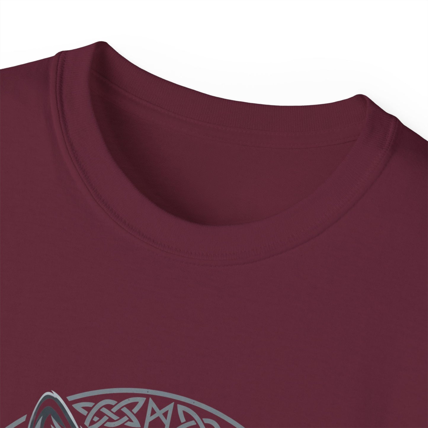 Tricou Lup Unisex Gildan 2000 – Wolf Design Shirt, Nordic Style Tee, Tricou Masculin Puternic, Cadou pentru Iubitori de Lupi
