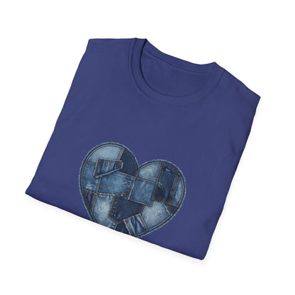 Patchwork Denim Heart T-Shirt | Blue Jean Heart DesignTricou Unisex Premium Gildan Softstyle 64000 – 100% Bumbac & Confort Modern