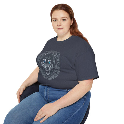 Tricou Lup Unisex Gildan 2000 – Wolf Design Shirt, Nordic Style Tee, Tricou Masculin Puternic, Cadou pentru Iubitori de Lupi
