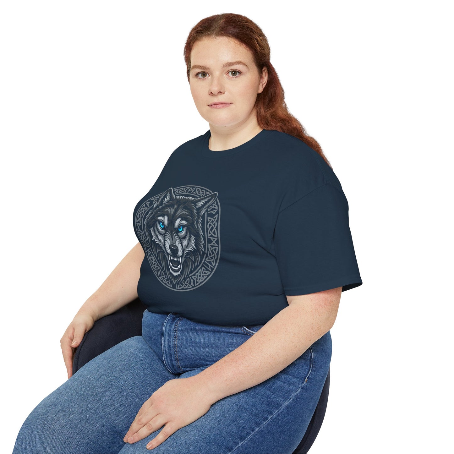 Tricou Lup Unisex Gildan 2000 – Wolf Design Shirt, Nordic Style Tee, Tricou Masculin Puternic, Cadou pentru Iubitori de Lupi