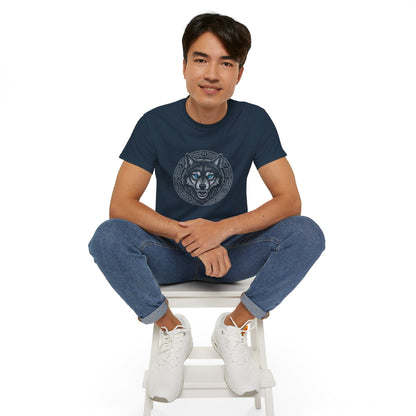 Tricou Lup Unisex Gildan 2000 – Wolf Design Shirt, Nordic Style Tee, Tricou Masculin Puternic, Cadou pentru Iubitori de Lupi