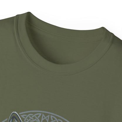 Tricou Lup Unisex Gildan 2000 – Wolf Design Shirt, Nordic Style Tee, Tricou Masculin Puternic, Cadou pentru Iubitori de Lupi