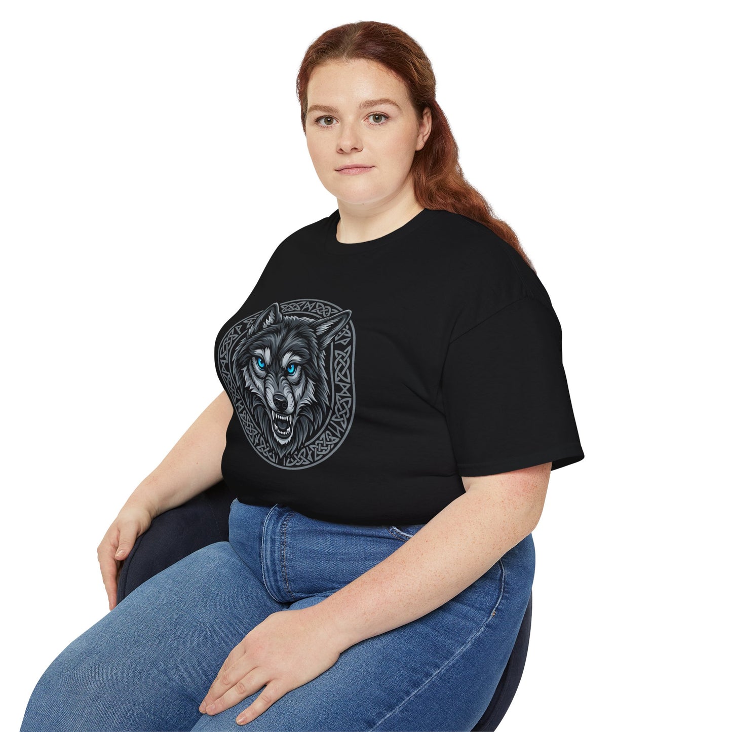 Tricou Lup Unisex Gildan 2000 – Wolf Design Shirt, Nordic Style Tee, Tricou Masculin Puternic, Cadou pentru Iubitori de Lupi