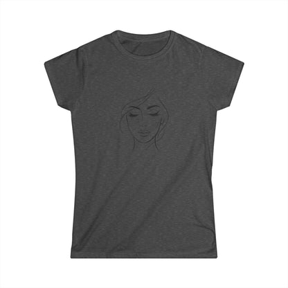 Minimal Line Art Woman Face Tee | Feminine Portrait Tricou Damă Softstyle Premium 100% Bumbac – Tricou Feminin Modern cu Design Elegant și Confort Premium
