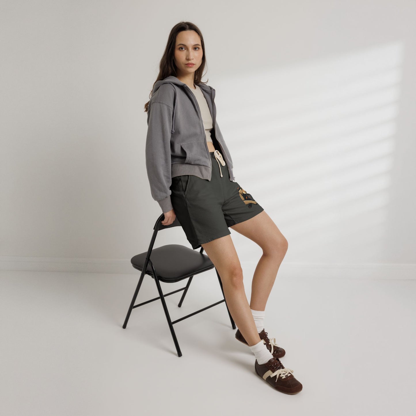Pantaloni Scurți Puma Siluetă – Stil Sport & Energie Urbană