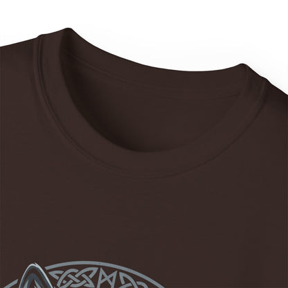 Tricou Lup Unisex Gildan 2000 – Wolf Design Shirt, Nordic Style Tee, Tricou Masculin Puternic, Cadou pentru Iubitori de Lupi