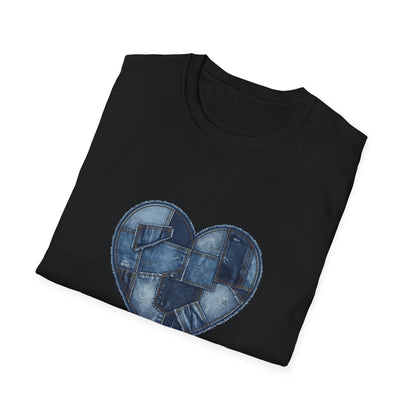 Patchwork Denim Heart T-Shirt | Blue Jean Heart DesignTricou Unisex Premium Gildan Softstyle 64000 – 100% Bumbac & Confort Modern